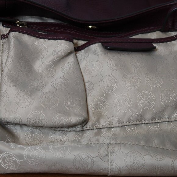 Michael Kors Red Shoulder Bag - Picture 9 of 13